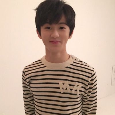 jj2jj14's profile picture. 마크