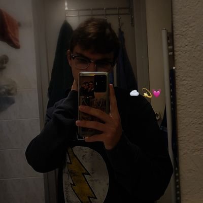 HeartG89's profile picture. 𝐈𝐧𝐬𝐭𝐚𝐠𝐫𝐚𝐦 @/𝟖_𝐡𝐞𝐚𝐫𝐭_𝟗 𝟏𝟗𝐲 𝐒𝐜𝐨𝐭𝐭 𝐏𝐥𝐢𝐠𝐫𝐢𝐦 𝐬𝐭𝐚𝐧🎮🎸🍳                               
               https://t.co/iDiiUvSJzJ