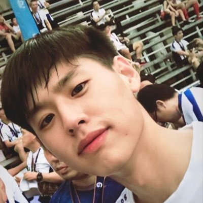 _ddeekiddo's profile picture. เป็นลูกป๊ากับแม่