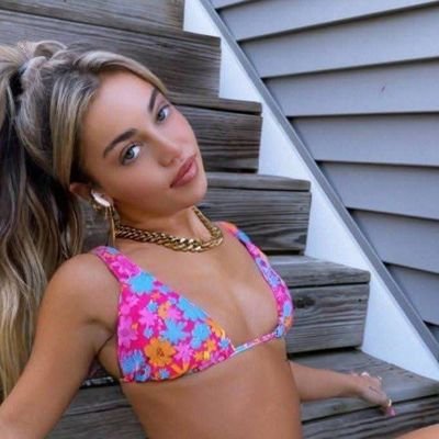 MoyerMorgan426's profile picture. we survived by god arms 🍇🌟 country girl 🍓🐎🔥 official page