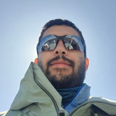 Ivan1043879's profile picture. 