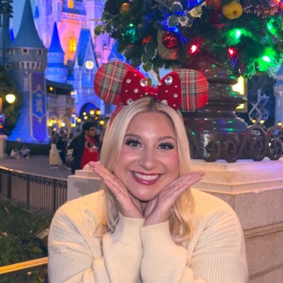 MissKaylaW's profile picture. Boyband Aficionado & Fangirl for life 💖 IG:misskaylaw