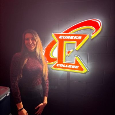 thedigidanielle's profile picture. Product Specialist-Feldco Home Renewal/ Assistant Women’s Basketball Coach-Eureka College
