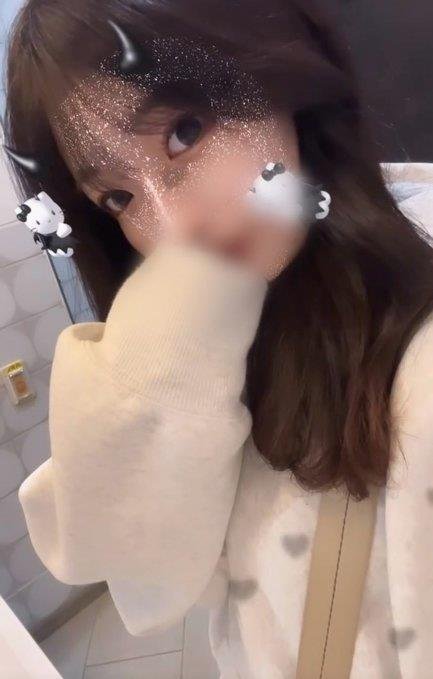 MoriAntim35829's profile picture. 30歳 | 元キャバ嬢 | 仮想通貨や美容関係の仕事してます♡Dmはフォロワーさんのみです