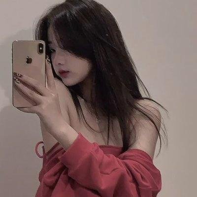 HugeDog172907's profile picture. 独身です/