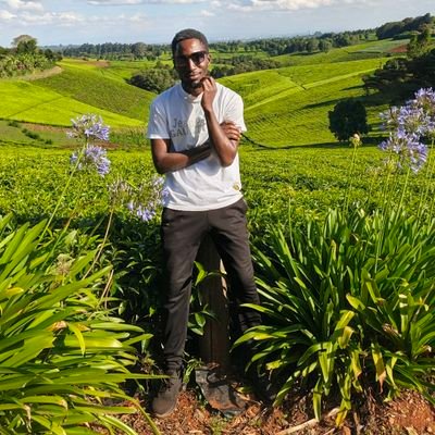 ColloTM_McArum's profile picture. 🇰🇪 Engineer - Aviator, Hiker, Mountaineer, Politics & Football. #BabaPedrito. #Chelsea #CFC #GoodGovernance and #Accountability #RailaOdinga