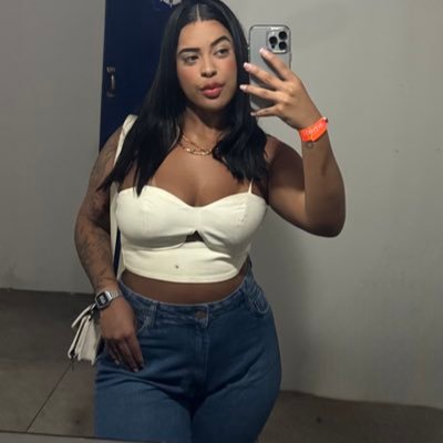 bragalayzaa's profile picture. . 777/𝓁𝒾𝓋𝒾𝓃𝓰 𝒾𝓃𝓉ℯ𝓃𝓈ℯ𝓁𝓎. 🐆🤍✨🌙🪞