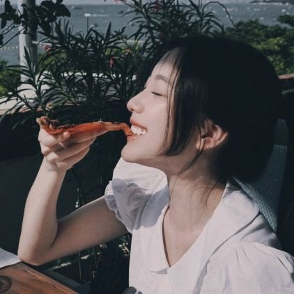 MakeKanlaya's profile picture. อะเฮเย🐰แฮนนี่🌹 #4EVE💖 | fan acc