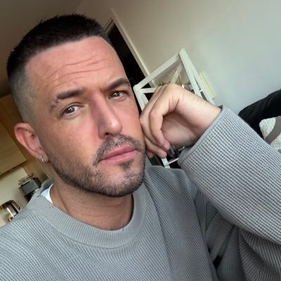 dan_scott412's profile picture. “If we walk far enough, we shall sometime come to someplace.” - L. Frank Baum.