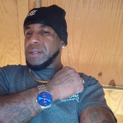 KingBrown434215's profile picture. Real