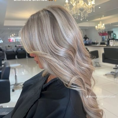 MichaelSh32622's profile picture. Hair girl