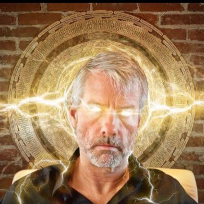 ibro_7x's profile picture. Crypto chiller. • Buying top selling bottom since 2017• Memes Trader.