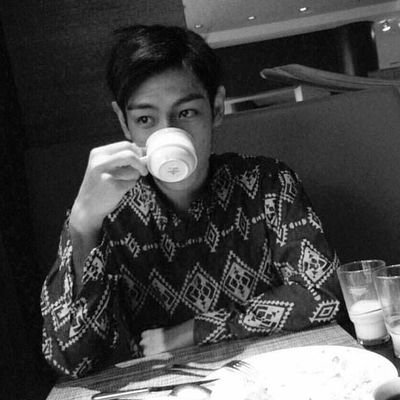 tabisdimples's profile picture. 최승현 ↑ bigb4ng ↑ #TTTOP ↑ k-actors&actresses are my darlings ↑ ‼‼i talk kdrama a lot u've been warned #trash‼