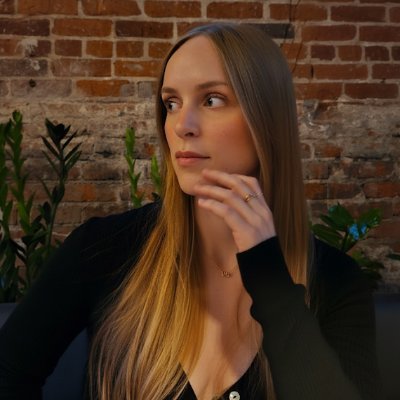 Akviko's profile picture. esports & apparel - we probably met at an R6 event