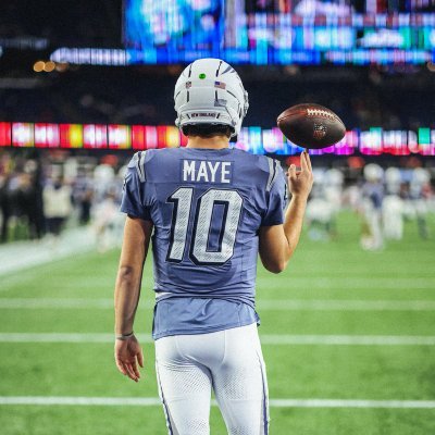 feline_fox30's profile picture. Childless cat lady,Seeker of wisdom, Blerd .
 ✨️Audentes fortuna iuvat✨️