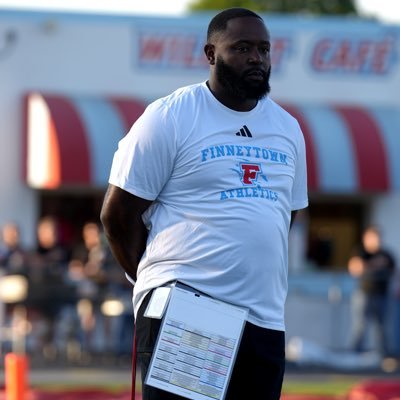 CoachKJSr's profile picture. follower of Christ; Husband; Father of 5; Head Football Coach | Finneytown HS: Romans 8:31 #DominatetheDay #DominateThePlay