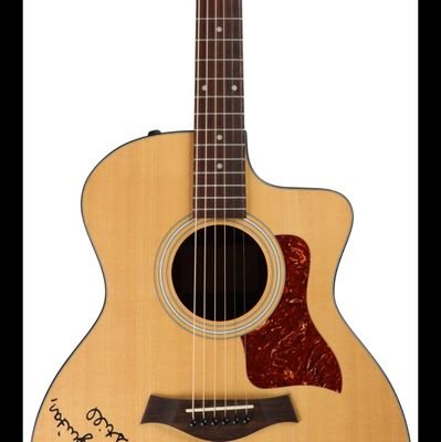 CuratedLegacy_'s profile picture. A company connecting passion with nostalgia helping people build a portfolio of alternative investments that you can hold admire and show off