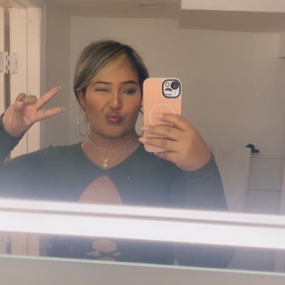 jaynakissss's profile picture. I love dogs, mob movies, jokes, and cute shit.     🎀 ⚖️🐶 🇨🇴 🥂