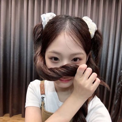 sinaoclock's profile picture. 