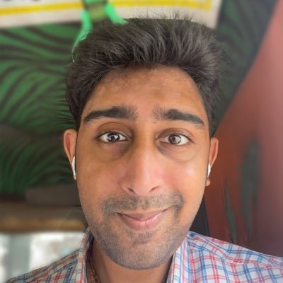 Dakshina_7's profile picture. Radhe Radhe 💙💛 

| Friend | Creator | Video Editor |