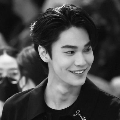 equavtion's profile picture. 𝗙𝗜𝗖𝗧𝗜𝗢𝗡𝗔𝗟. Caius William. RV5MS2002 — Charm.