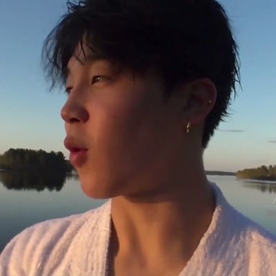 thvvmi's profile picture. 