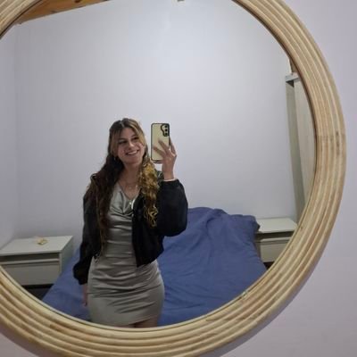 AvellanedaLoa's profile picture. 15/02👩‍👦
1924🟢⚪️⚫️