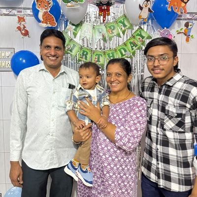 ayuxh123's profile picture. Kal pe sawaal hai, jeena filhaal hai