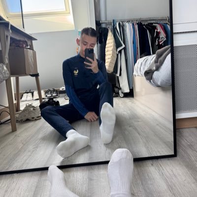 jojokiffeur's profile picture. 𝙁𝙧𝙚𝙣𝙘𝙝 𝙏𝙬𝙞𝙣𝙠 23𝙮.𝙤 𝘿𝙤𝙢𝙞𝙣𝙖𝙩𝙞𝙤𝙣 - 𝘽𝙤𝙣𝙙𝙖𝙜𝙚 - 𝙆𝙞𝙛𝙛𝙚𝙪𝙧 - 𝙇𝙖𝙩𝙚𝙭