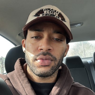 easymoneyjasper's profile picture. 