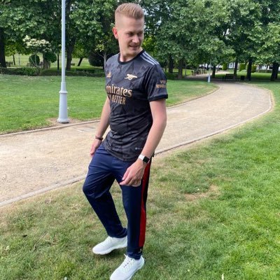 JonHighbury's profile picture. Gunner since 2002 🔴⚪️Red Membership!!Three Lions🦁🦁🦁NO DM!📩”Highbury, the best stadium that ever existed¨ ⚽️🎾⛳️🎯🎱