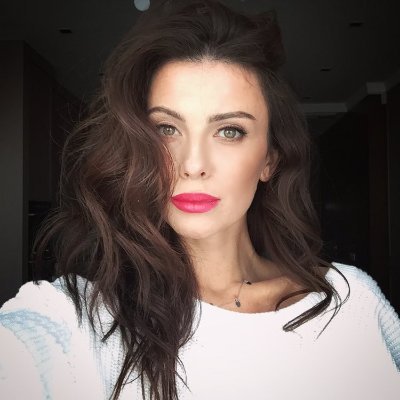 Angie97998's profile picture. I'd rather make mistake than fake perfection. 🫦 | Carving my own path in life ❤
#Entrepreneur 
#Businessowner
#Travel
#Hiking
#Golf
#cooking