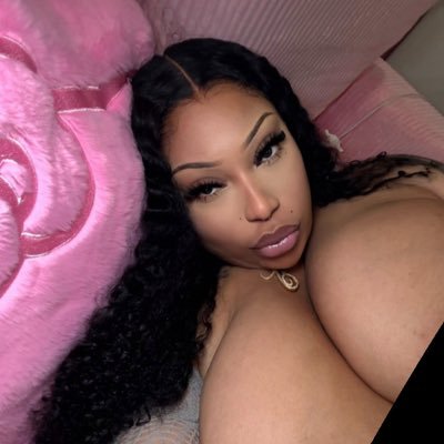 wettbimbo's profile picture. ur fav throat goat , duh.