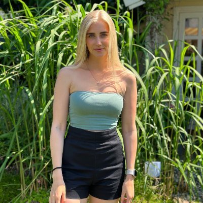 Natasha2805u's profile picture. Life is but a journey—you pass by me, I pass by you, Then each follows their own path, each moves forward.🇺🇸