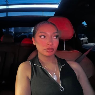 Ashbackwrd's profile picture. chaotic neutral 🫶🏽 the nig in enigma • muse+maker -@