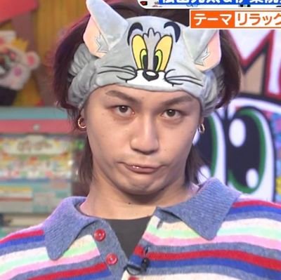 roses_are_roe's profile picture. 'ride with me' and 'rush' enthusiast ✬ heavily RTs ✬ twts in TAG/ENG