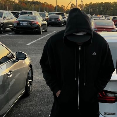 tykinggg's profile picture. 🌍.