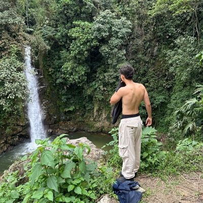 EstebanYos53372's profile picture. 