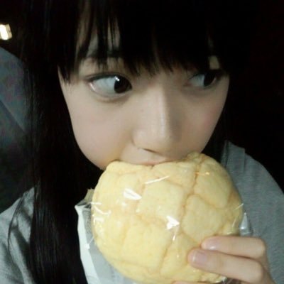 huhzana's profile picture. eat it up