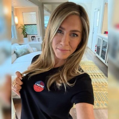 AnistonJen35809's profile picture. 