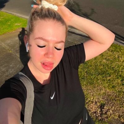 realvicluna's profile picture. I’m Victoria // Just be yourself 🥹// please follow i promise to follow back ❤️