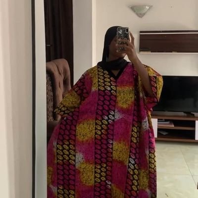 Ib_Riya's profile picture. 