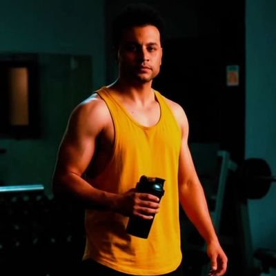 MohamedSeYam_'s profile picture. • Occupational Safety and Health Engineer.
• Electronics Engineer💻📱
• @AmrDiab 🎧
• Islamic researcher 🕋🕌
• Fitness 💪
• Activities ٠📸 ⚽️🎱🏓🏇🎨🎮🎳🎲♟