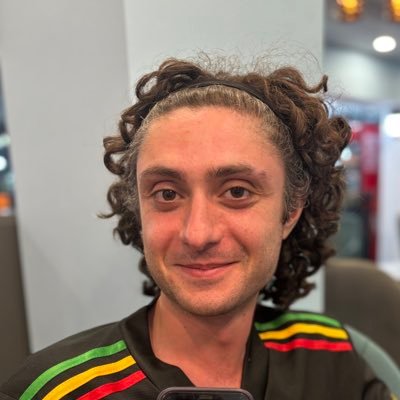 Dagvatenda's profile picture. 🇬🇪🇺🇦 • Don’t believe it until Kremlin denies it • Messi is football.