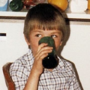 WhosThatGav's profile picture. With a bit of a mind flip, you're into the time slip. ✨