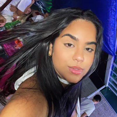 laricelestinoo's profile picture. oblíqua e dissimulada