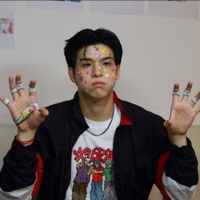 pormorki_'s profile picture. ㅡ fan account ✿ ขอให้treasureทั้ง10คนถูกค้นพบและรายล้อมไปด้วยความรัก 🩵🧚✨🤲 @treasuremembers 💎 @skywongraveee 🐶 @Hirunkit_ 🎀 #mppdreview #รับกดบัตร