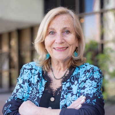 HeliaMolina_M's profile picture. 💜Mujer, madre de 5️⃣ y abuela de 9️⃣ Médica y Diputada x el #Distrito10 Agradecida de la vida❤️ y de tantas personas espectaculares con las que he caminado🚶