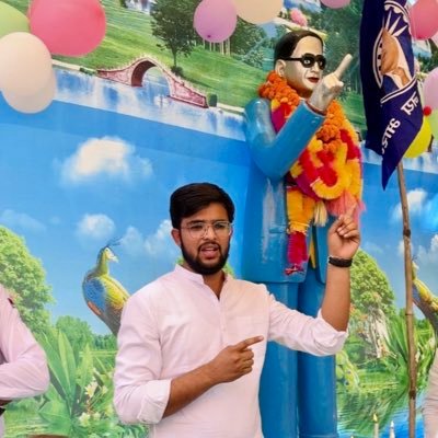 HarshYadav8126's profile picture. Socialist | | Part time poet | | Views are personal