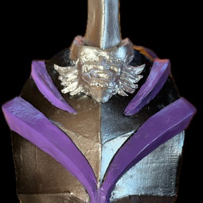 UrNcOs_'s profile picture. コスプレイヤー：♀：くまもと：２０⇧：重加工厨：ジブリとアメコミと漫画と響鬼：定期的にもののけ姫愛してるbotになります：制作・造形タグ #雨降る工房